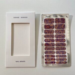 [FREE GIFT over $100] Burberry - Rose Nail Wraps